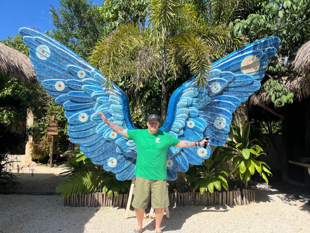 Home Adam Mexico Angel 1024x768